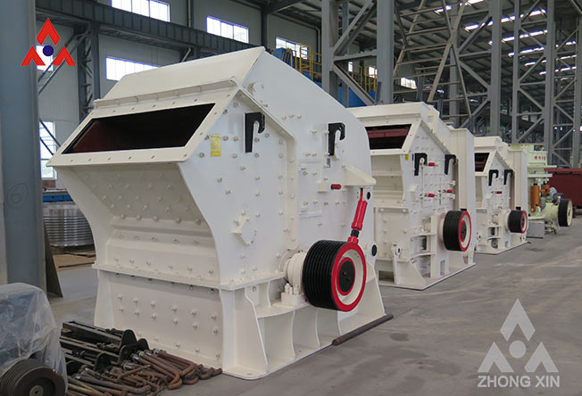 Analysis of the reasons for the material blocking of impact crusher